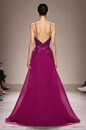 Robe de soirée longue à bretelles spaghetti appliquées prune